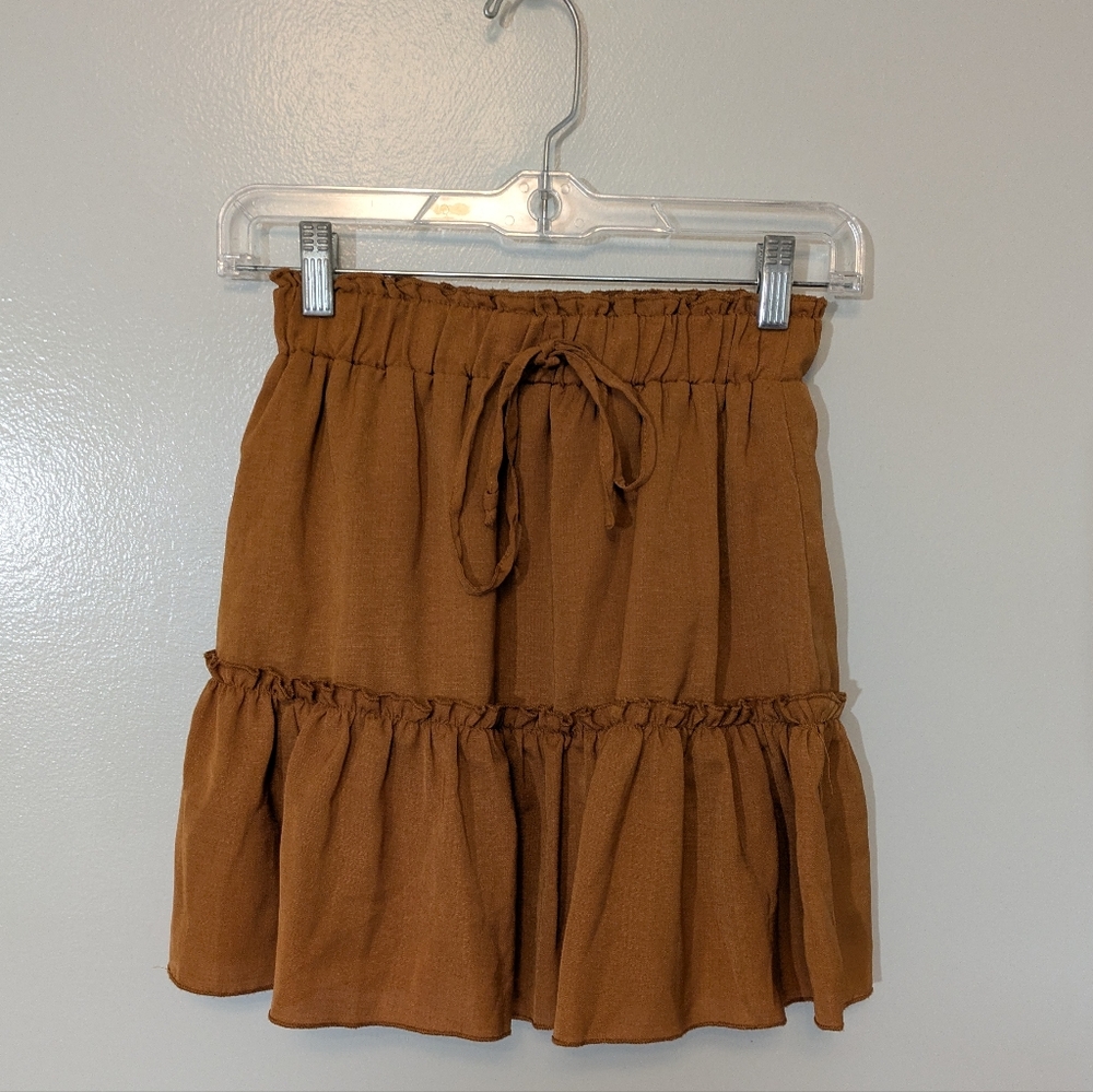 Cloud Ten Tiered Mini Skirt Elastic Waist Small